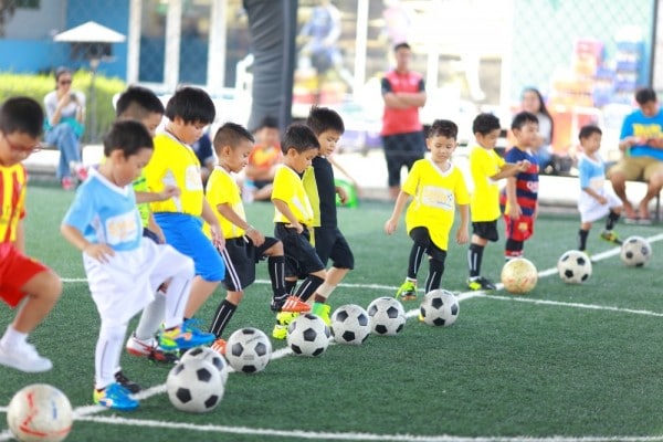 สอนฟุตบอลเด็ก by Smile Football Club