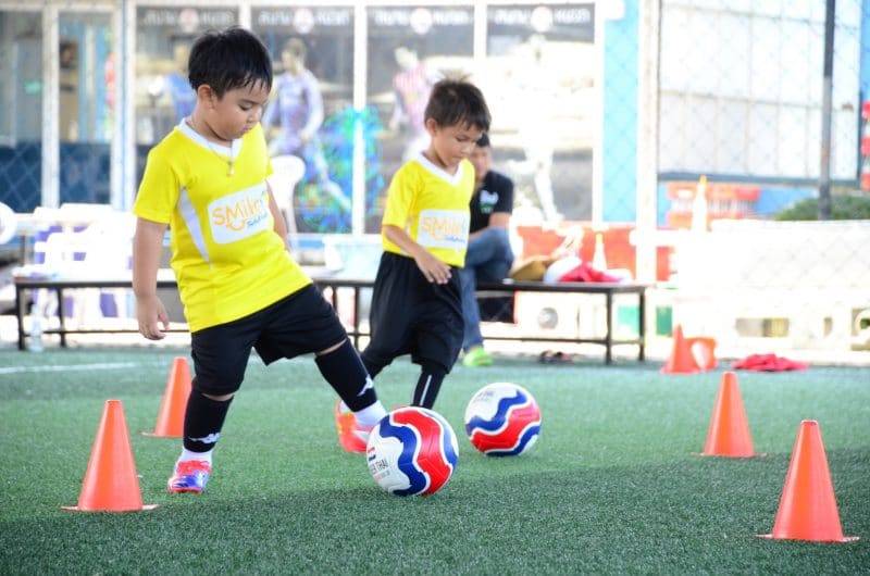 สอนฟุตบอลเด็ก by Smile Football Club