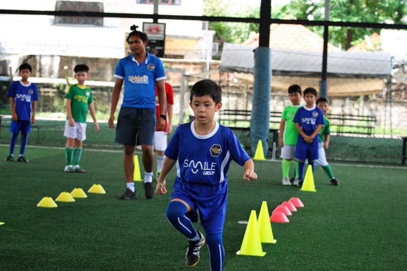 สอนฟุตบอลเด็ก by Smile Football Club