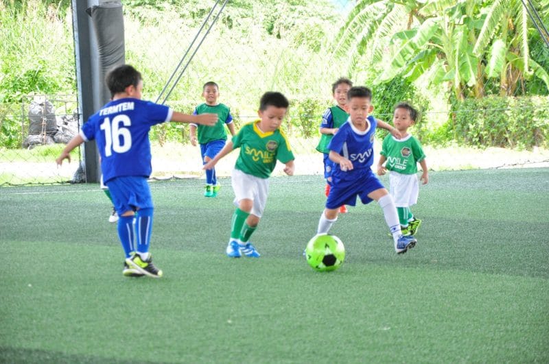 สอนฟุตบอลเด็ก by Smile Football Club