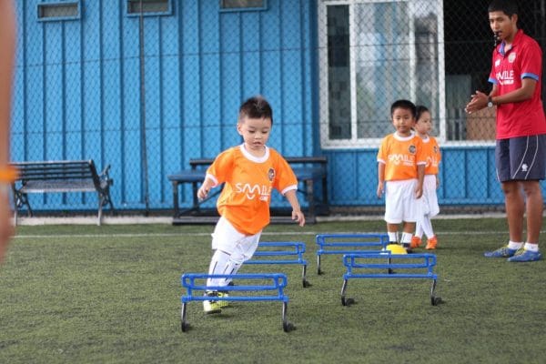 สอนฟุตบอลเด็ก by Smile Football Club