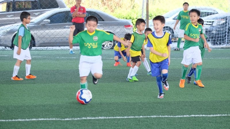 สอนฟุตบอลเด็ก by Smile Football Club