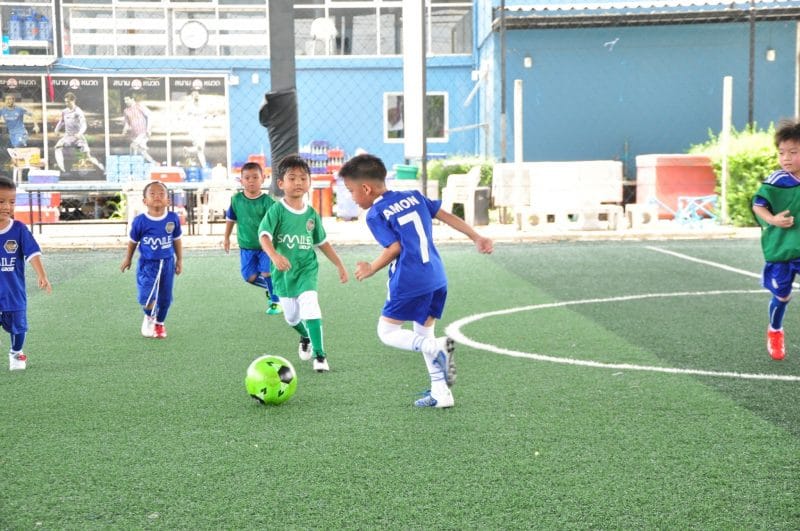 สอนฟุตบอลเด็ก by Smile Football Club