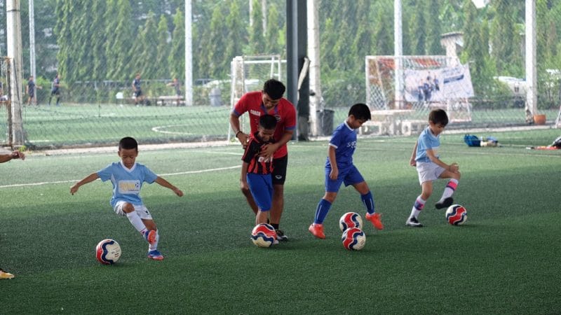 สอนฟุตบอลเด็ก by Smile Football Club
