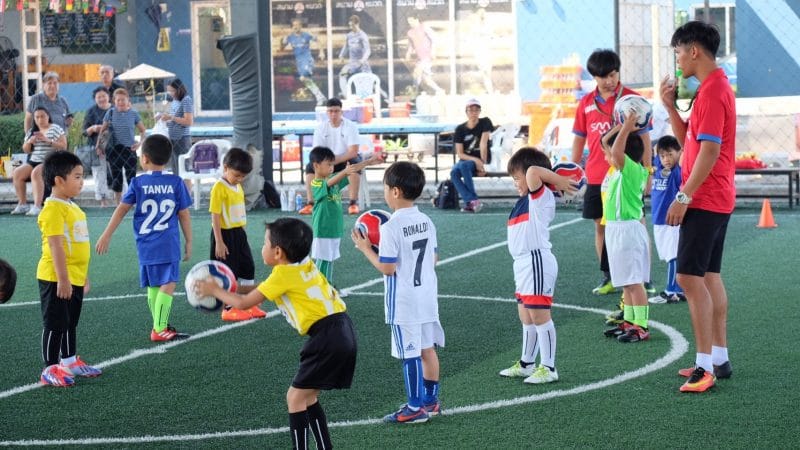 สอนฟุตบอลเด็ก by Smile Football Club