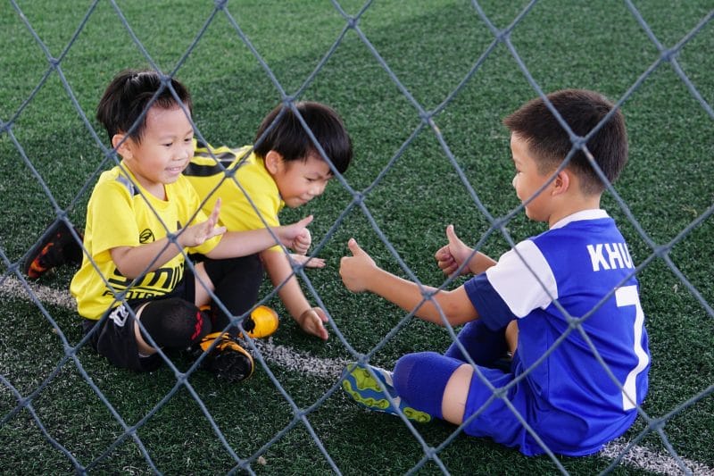 Smile Football Club สอนฟุตบอลเด็กด้วยความรักและรอยยิ้ม