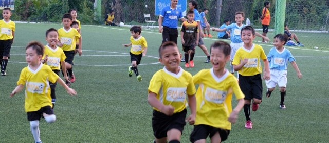 สอนฟุตบอลเด็ก by Smile Football Academy