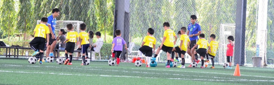 สอนฟุตบอลเด็ก by Smile Football Academy