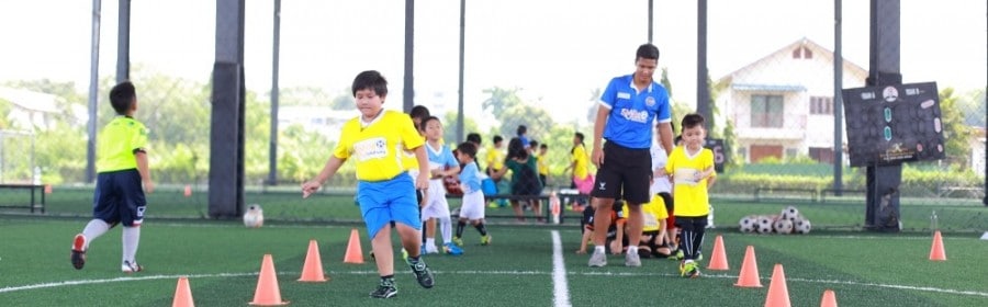 สอนฟุตบอลเด็ก by Smile Football Club