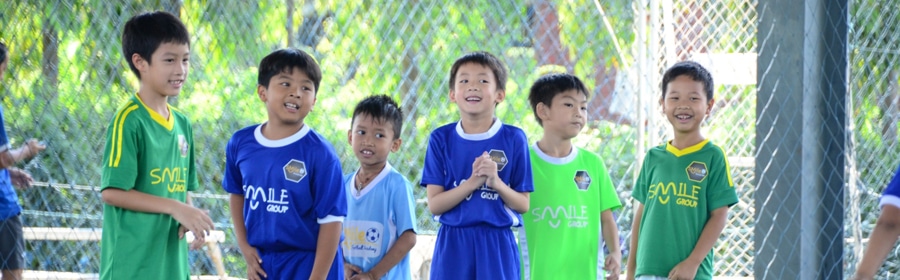 สอนฟุตบอลเด็ก by Smile Football Club