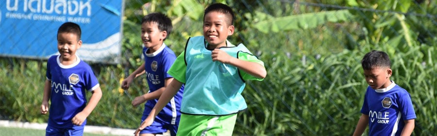 สอนฟุตบอลเด็ก by Smile Football Club