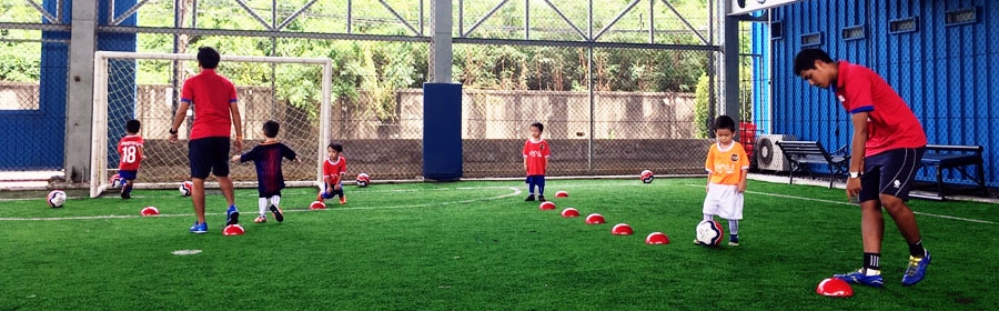 สอนฟุตบอลเด็ก by Smile Football Club