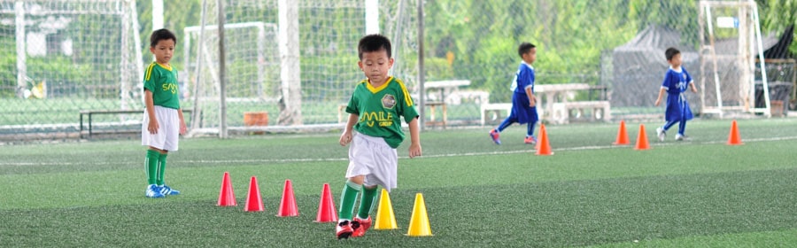 สอนฟุตบอลเด็ก by Smile Football Club
