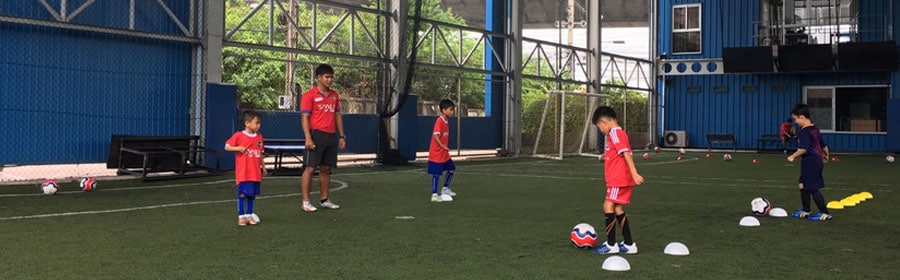 สอนฟุตบอลเด็ก by Smile Football Club