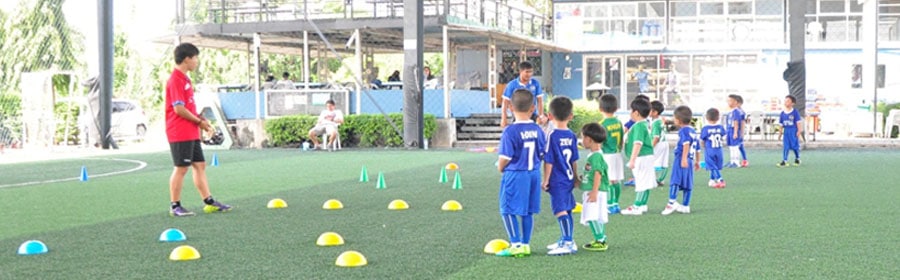สอนฟุตบอลเด็ก by Smile Football Club
